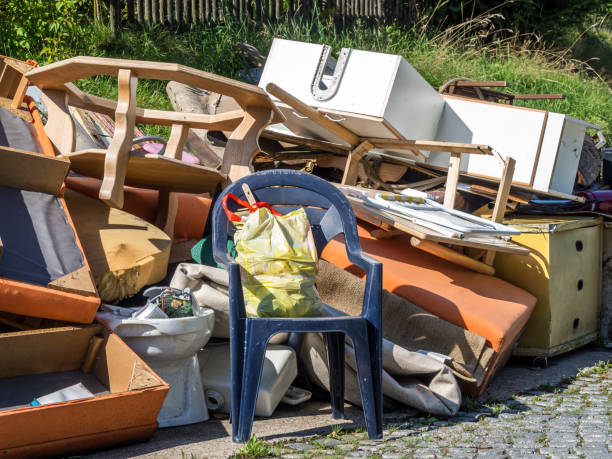 The Pros and Cons of Curbside Trash Pickup post thumbnail image