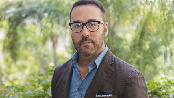 The Charismatic Aura of Jeremy Piven post thumbnail image